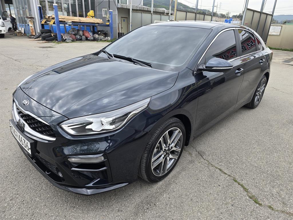 KIA K3 - Vista 2
