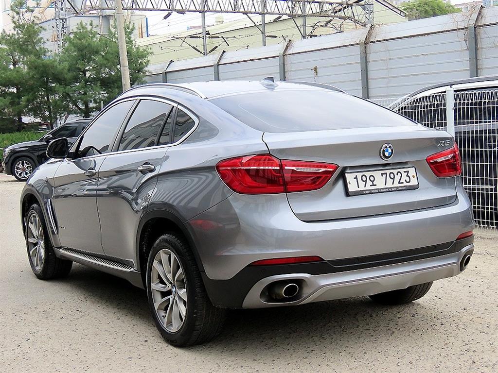 BMW X6 - Vista 3