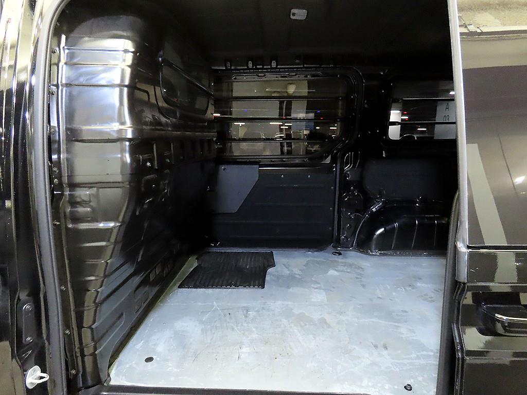 HYUNDAI Staria - Vista 7