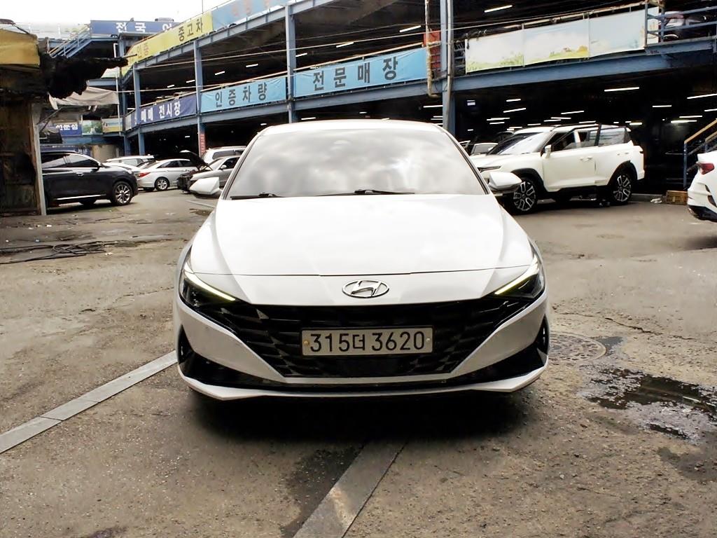 HYUNDAI Avante 2021 Blanco - Importación desde Corea - HF Imports Iquique - Foto 1