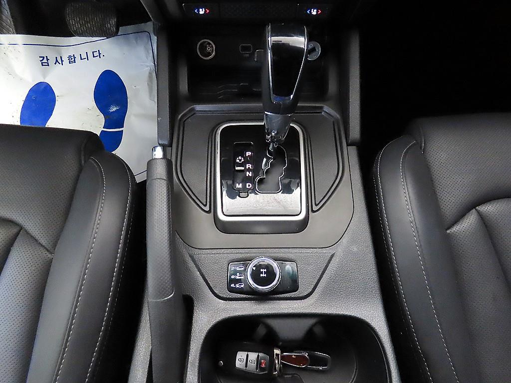 Ssangyong Rexton - Vista 12