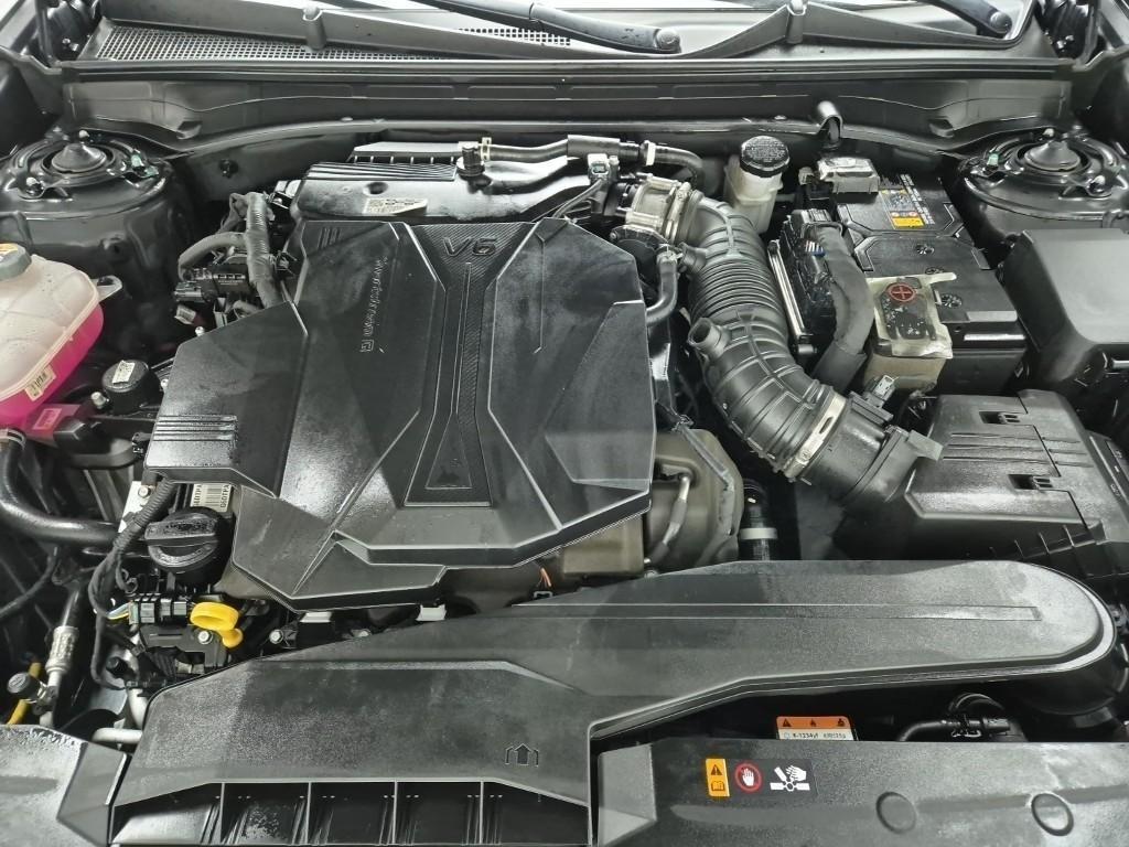 HYUNDAI Grandeur - Vista 5