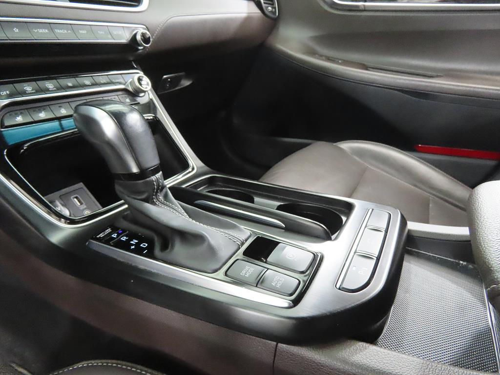 HYUNDAI Grandeur - Vista 11