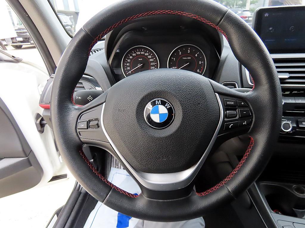 BMW 1 series - Vista 8