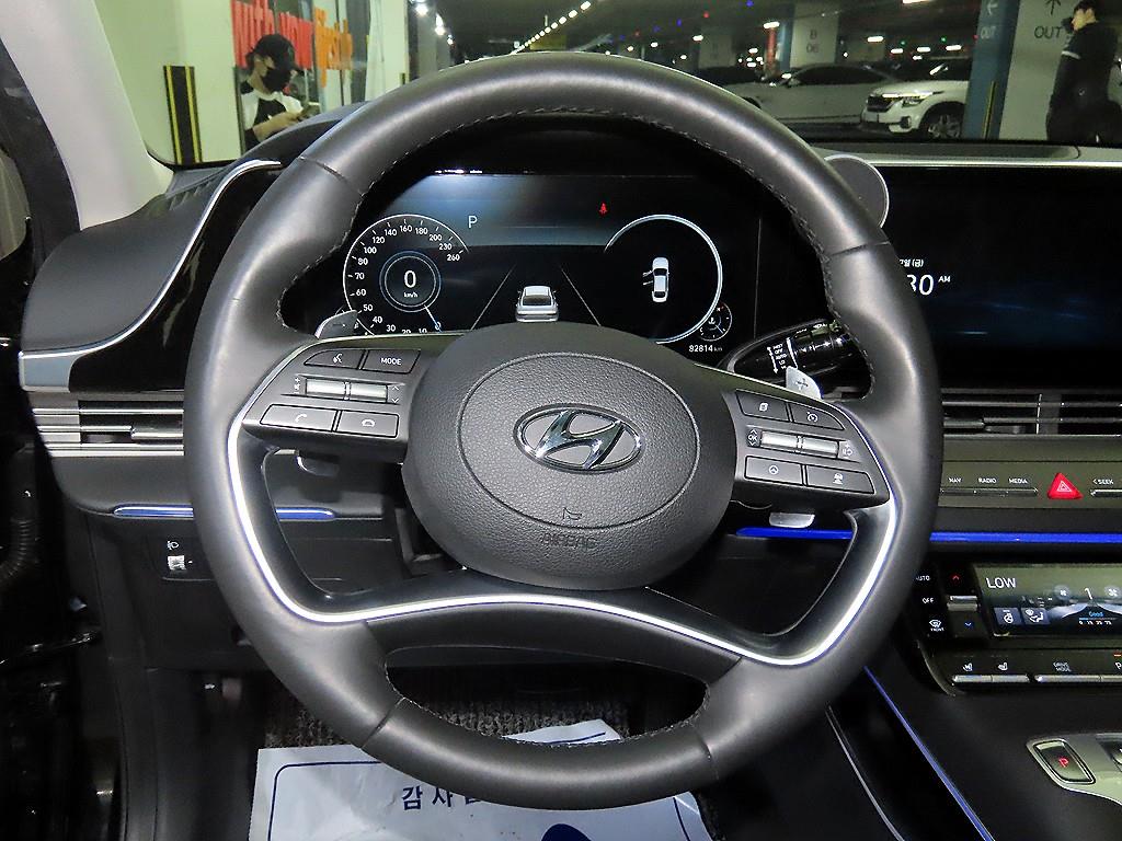 HYUNDAI Grandeur - Vista 8