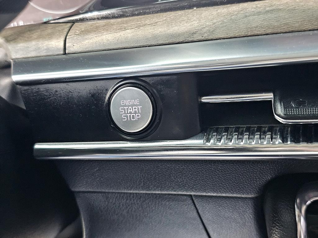 KIA K5 - Vista 12