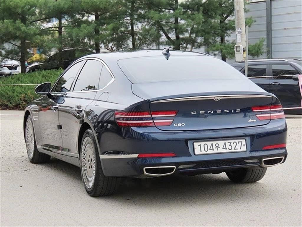 Genesis G80 - Vista 3