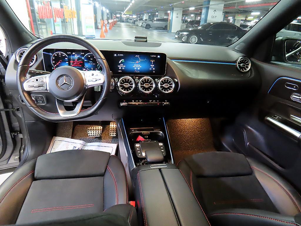 Mercedes Benz GLA Class - Vista 10