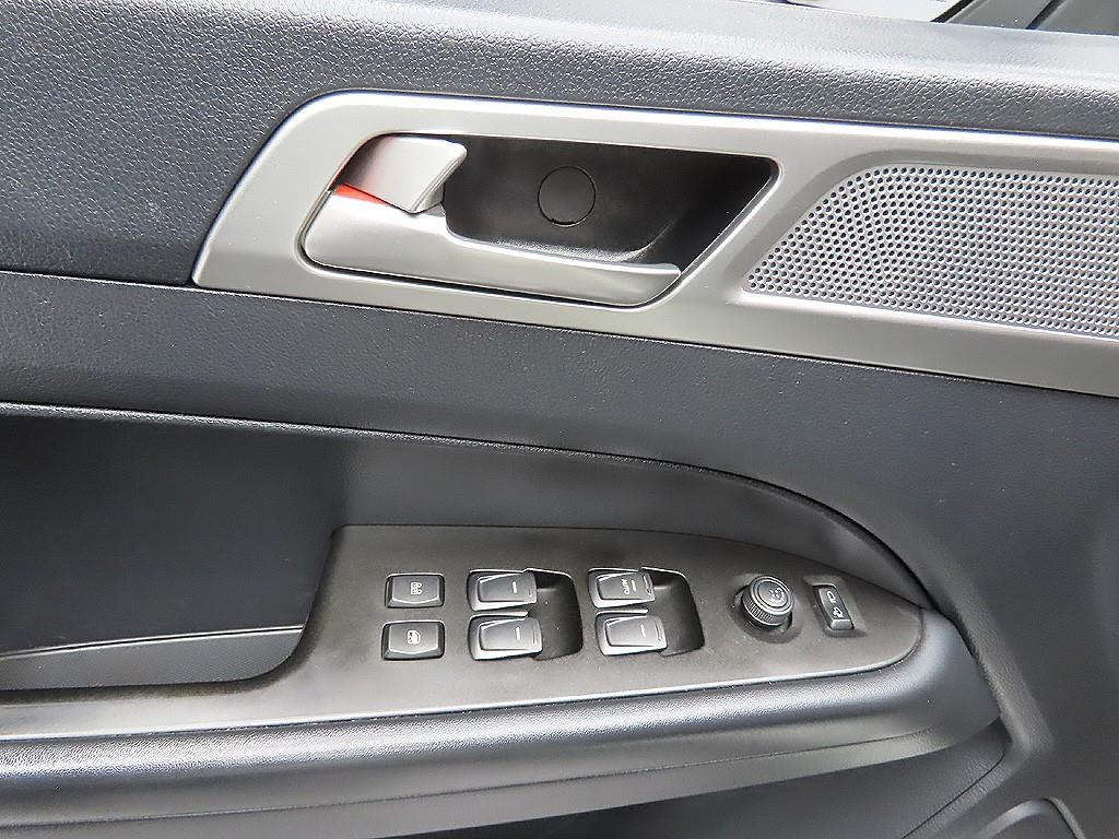 Ssangyong Rexton 2019 Blanco - Importación desde Corea - HF Imports Iquique - Foto 12