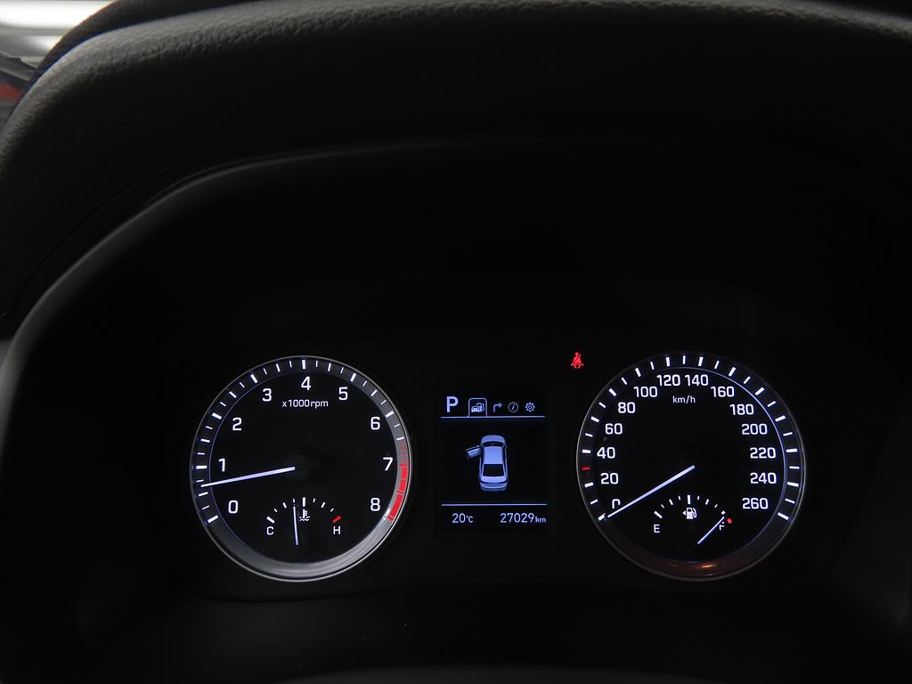 HYUNDAI Sonata - Vista 9