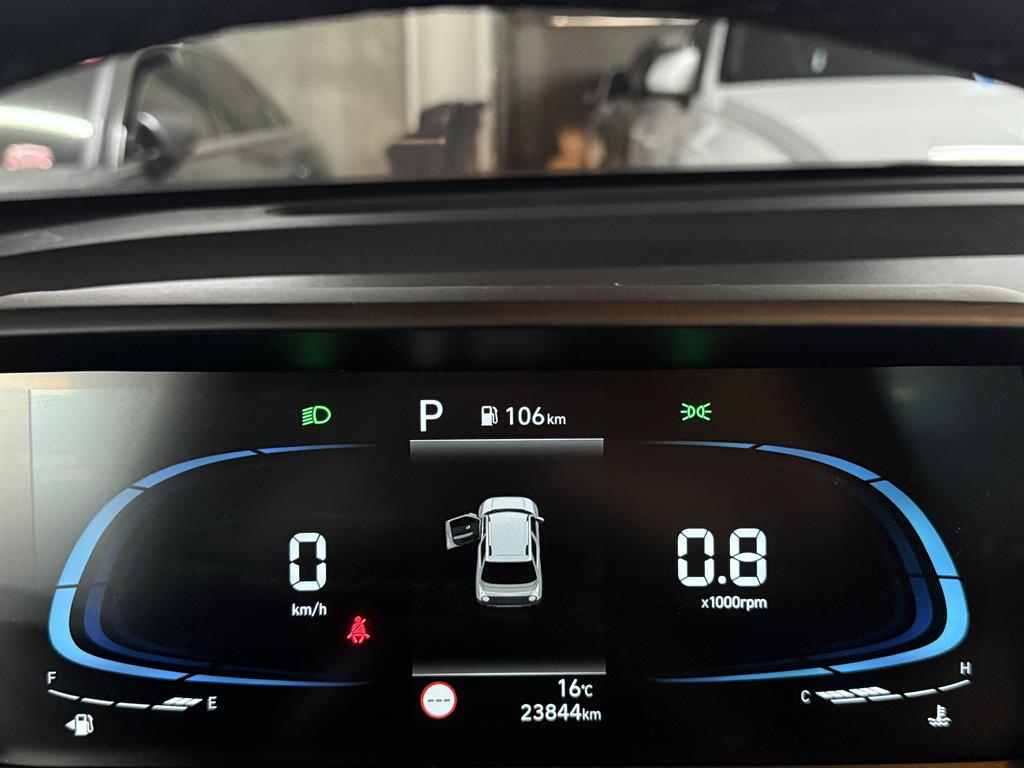 HYUNDAI Casper - Vista 12