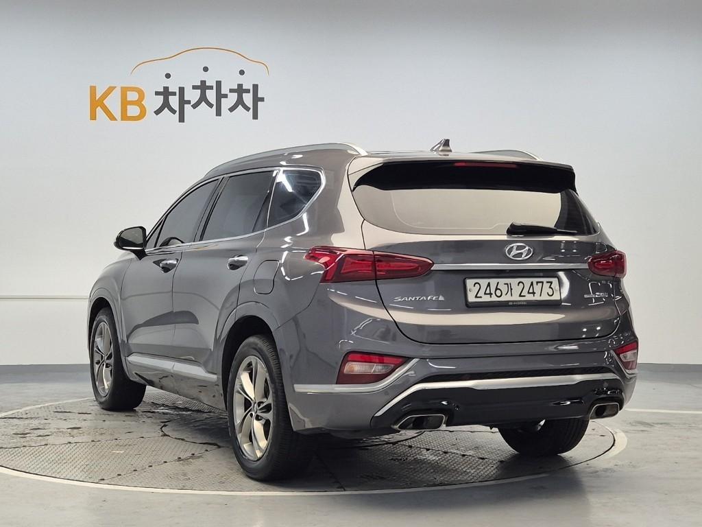 HYUNDAI Santa Fe - Vista 2