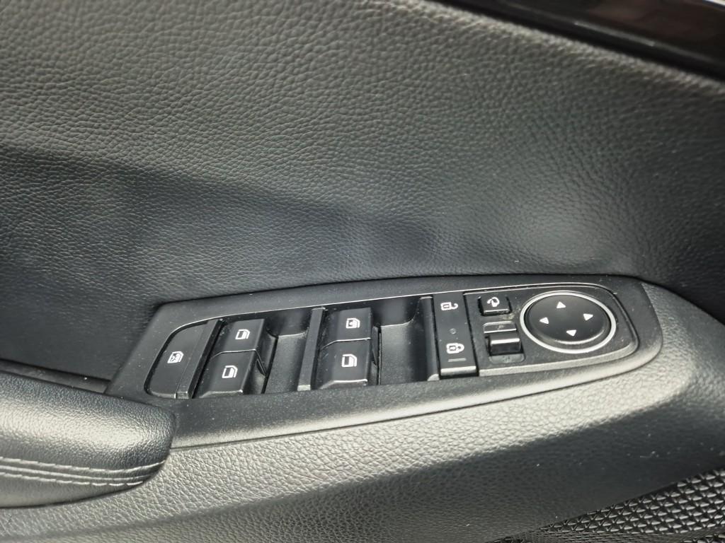 KIA Seltos 2023 Blanco - Importación desde Corea - HF Imports Iquique - Foto 17