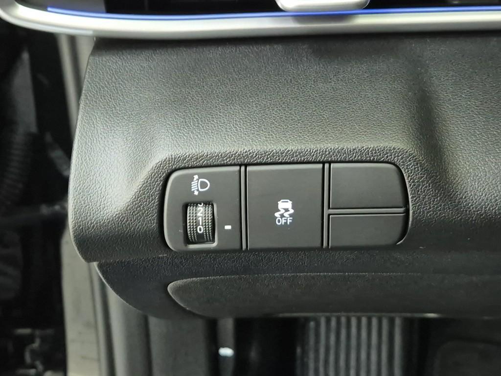 HYUNDAI Avante - Vista 7