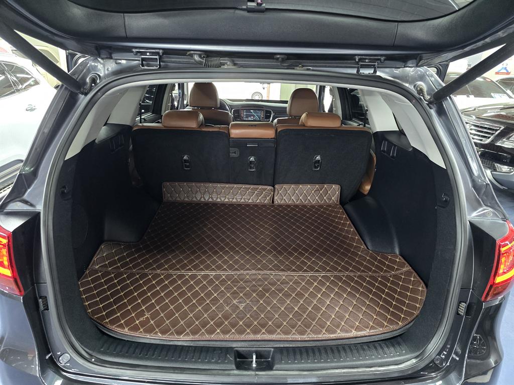 KIA Sorento 2020 Gris - Importación desde Corea - HF Imports Iquique - Foto 18