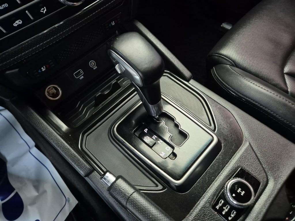 Ssangyong Rexton - Vista 8