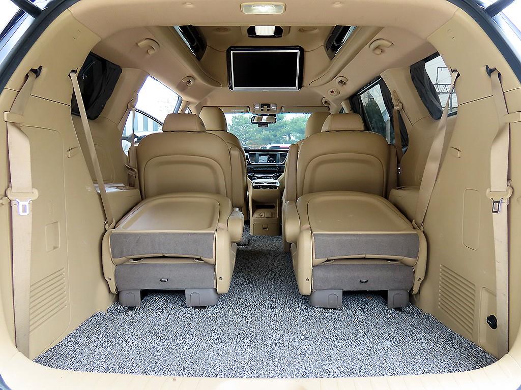 KIA Carnival 2019 Negro - Importación desde Corea - HF Imports Iquique - Foto 16