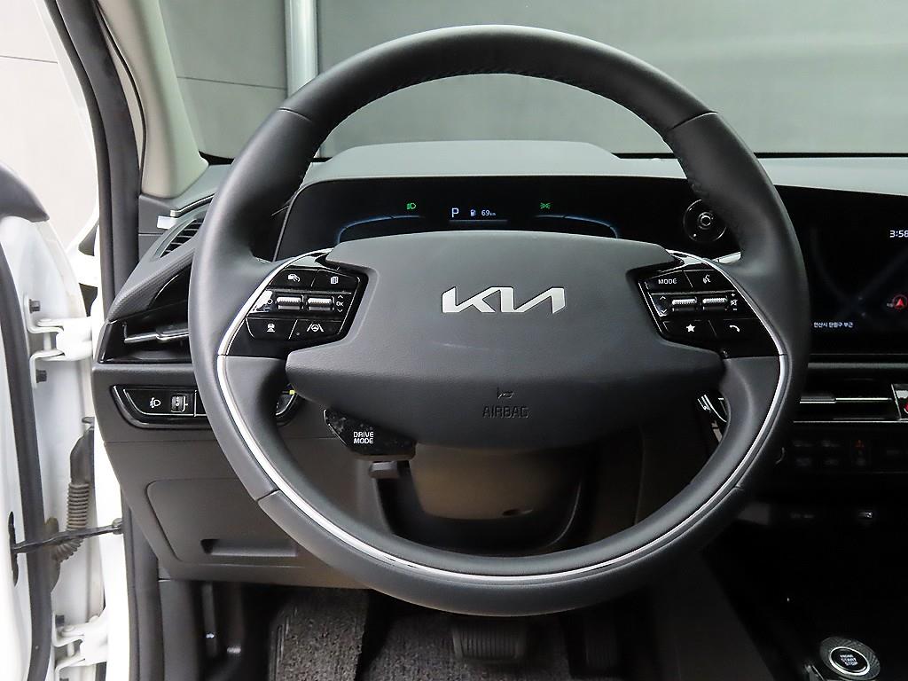 KIA Niro - Vista 9