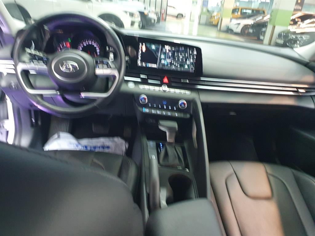 HYUNDAI Avante 2021 Blanco - Importación desde Corea - HF Imports Iquique - Foto 16