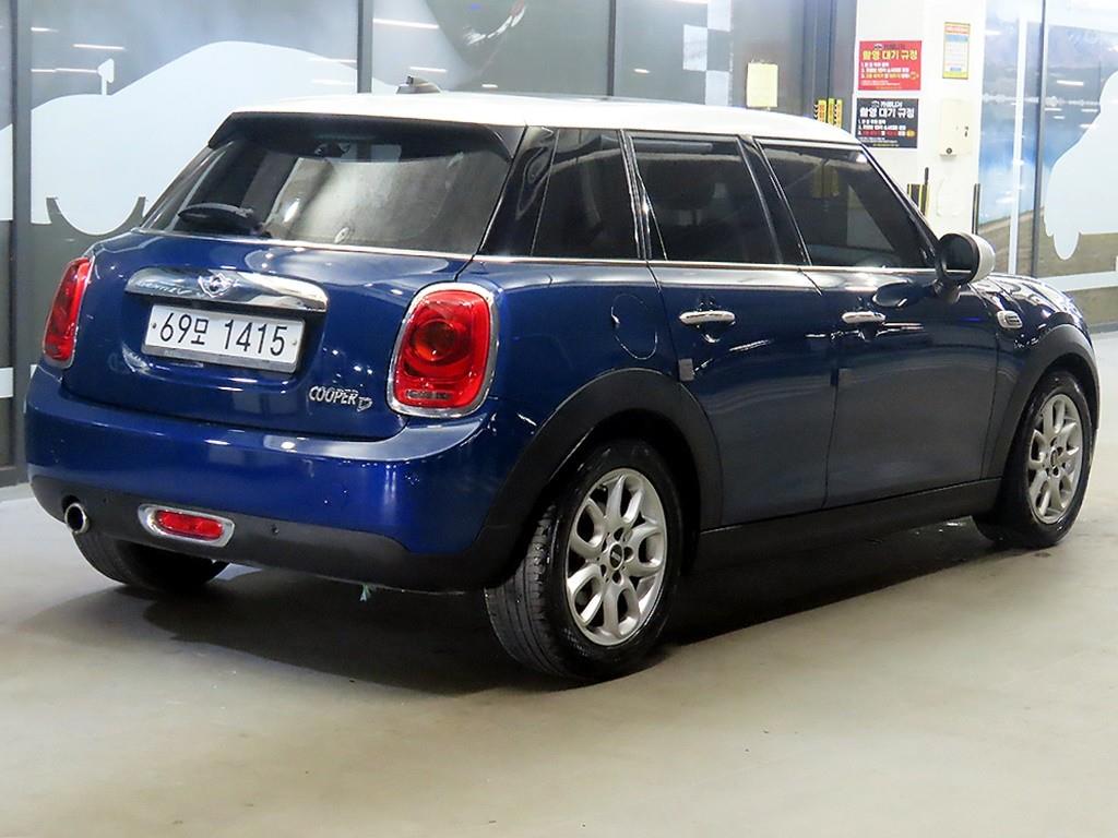 Mini Cooper - Vista 4