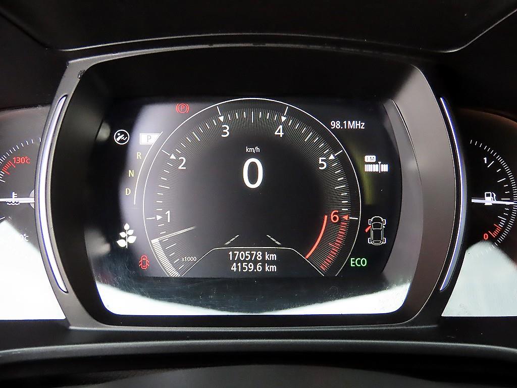 SAMSUNG QM6 - Vista 9