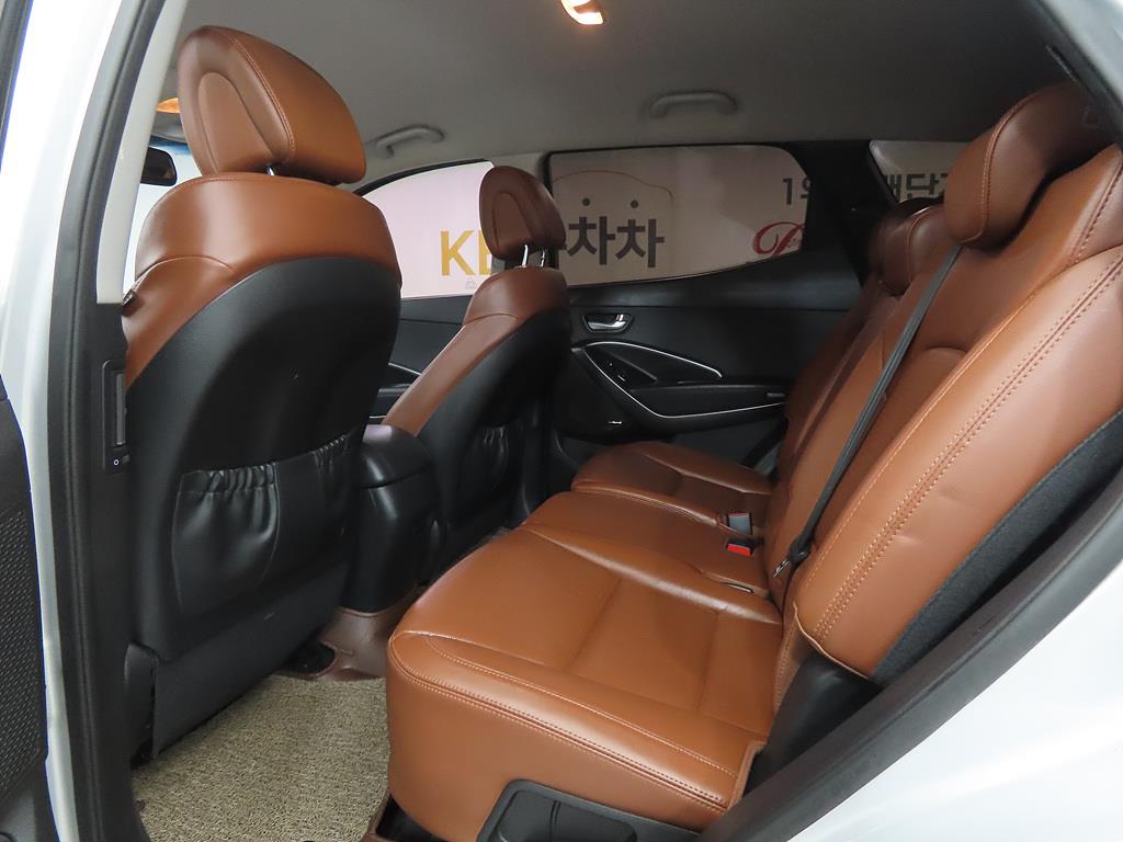 HYUNDAI Santa Fe - Vista 6