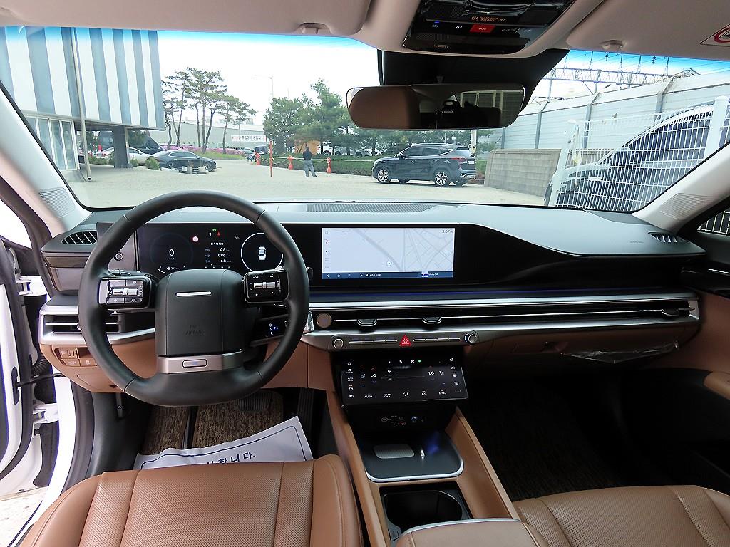 HYUNDAI Grandeur - Vista 7