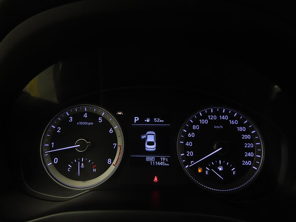 HYUNDAI Grandeur - Vista 9