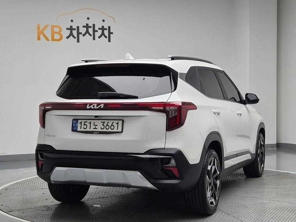 KIA Seltos - Vista 3