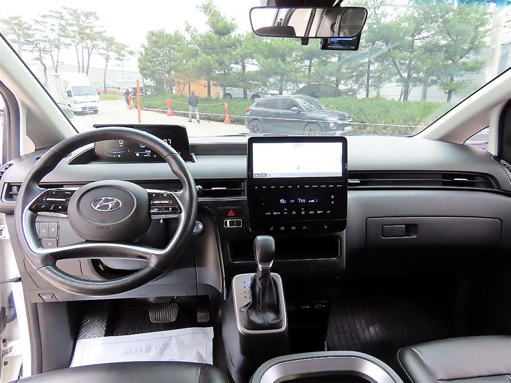 HYUNDAI Staria - Vista 7