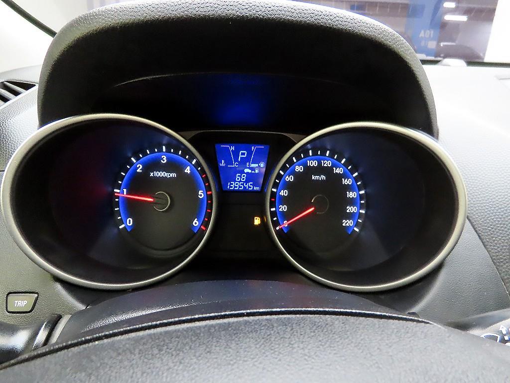 HYUNDAI Tucson - Vista 6