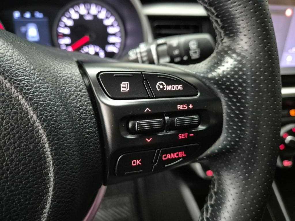 KIA Stonic 2018 Blanco - Importación desde Corea - HF Imports Iquique - Foto 15