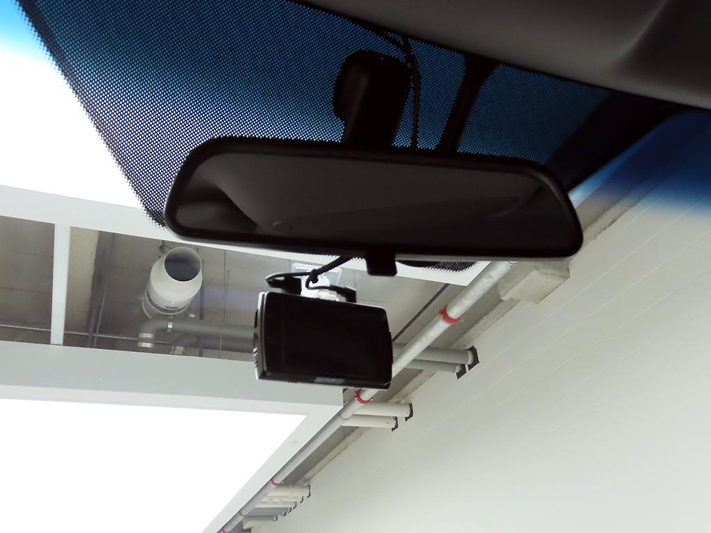 Ssangyong Tivoli 2016 Blanco - Importación desde Corea - HF Imports Iquique - Foto 14