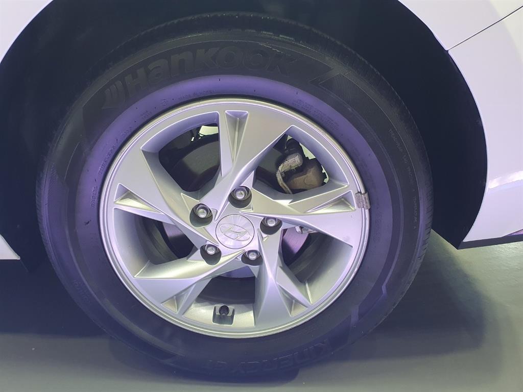 HYUNDAI Avante 2021 Blanco - Importación desde Corea - HF Imports Iquique - Foto 17