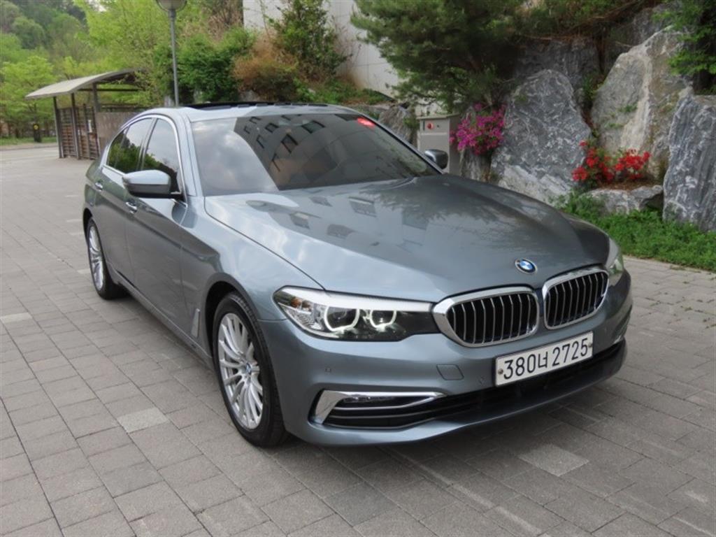 BMW 5 Series - Vista 3