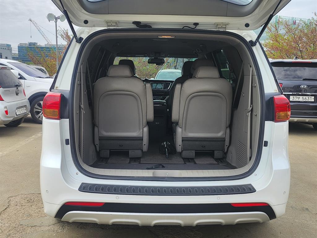 KIA Carnival 2016 Blanco - Importación desde Corea - HF Imports Iquique - Foto 18