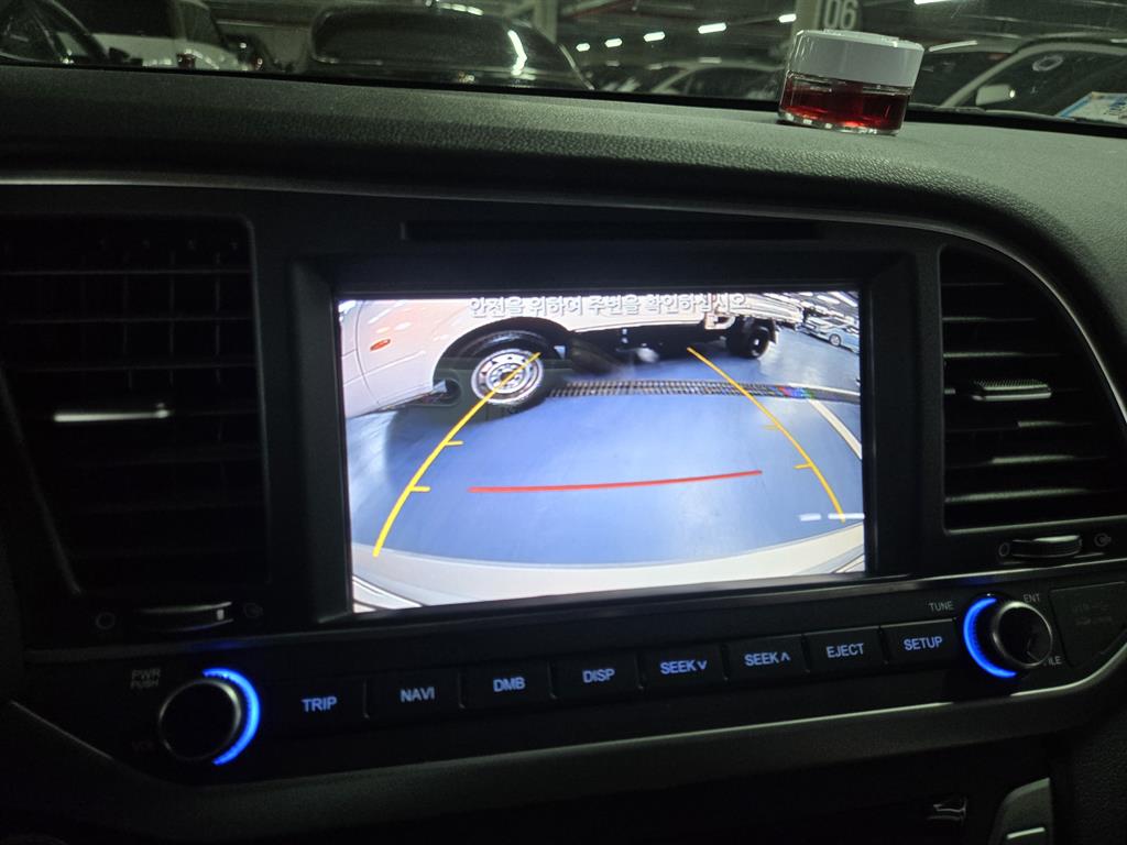 HYUNDAI Avante 2018 Plateado - Importación desde Corea - HF Imports Iquique - Foto 14