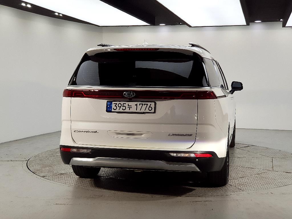 KIA Carnival - Vista 3