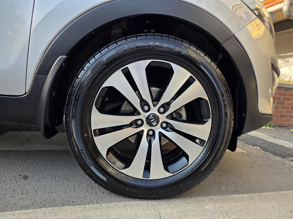 KIA Sportage 2011 Gris - Importación desde Corea - HF Imports Iquique - Foto 19