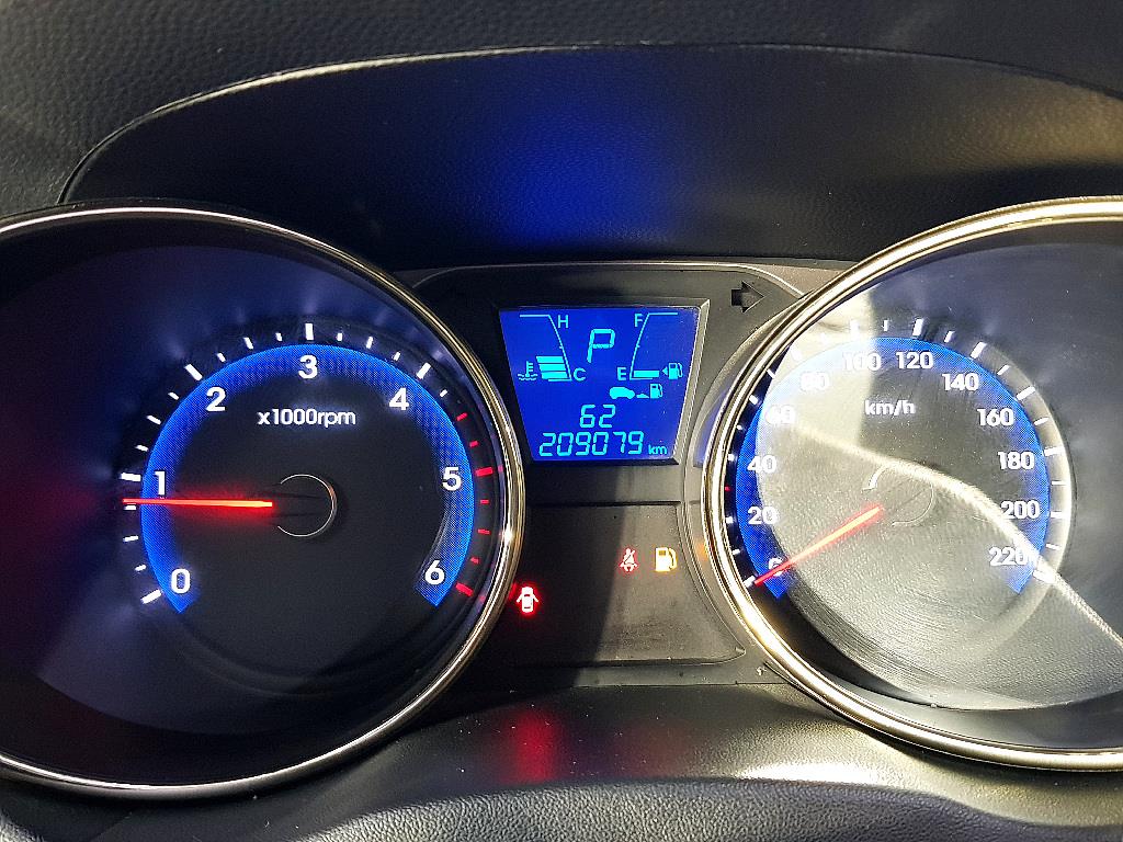 HYUNDAI Tucson - Vista 7