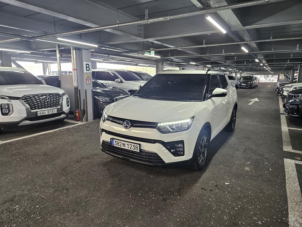 Ssangyong Tivoli 2022 the color of pearl - Importación desde Corea - HF Imports Iquique - Foto 1