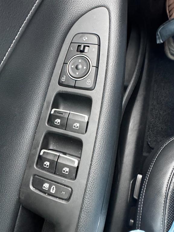 HYUNDAI Grandeur - Vista 2