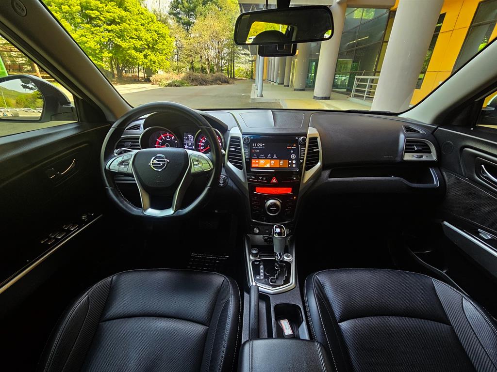 Ssangyong Tivoli - Vista 10