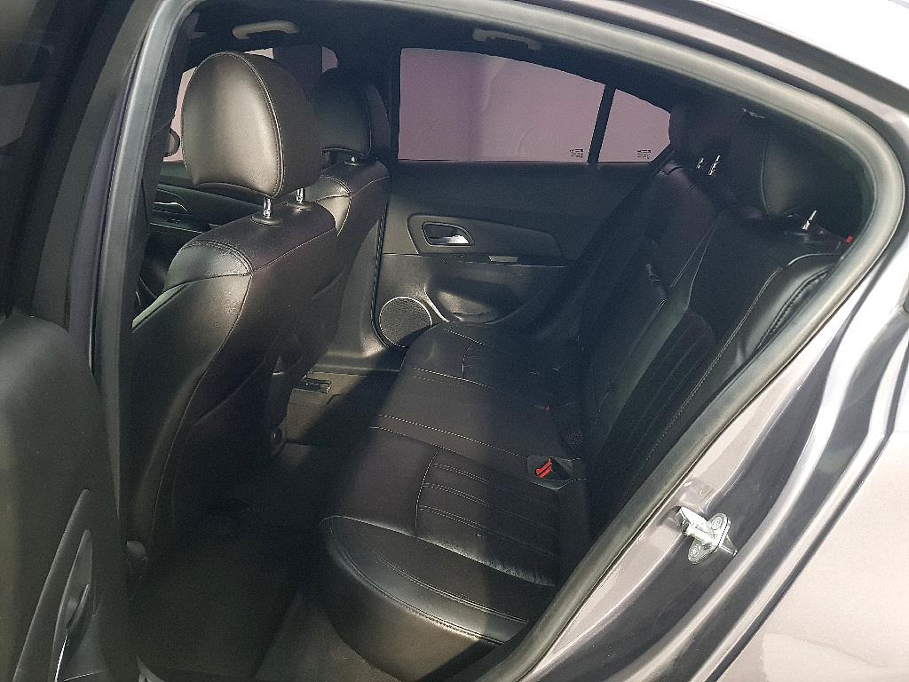 Chevrolet Cruise - Vista 9