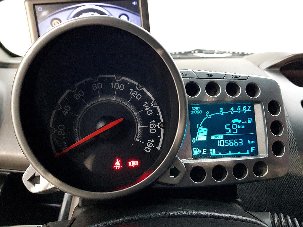 Chevrolet Spark - Vista 7