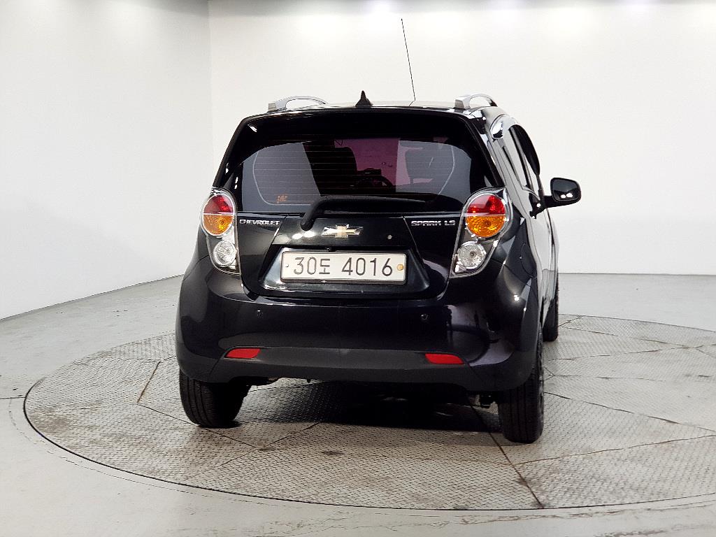 Chevrolet Spark - Vista 3