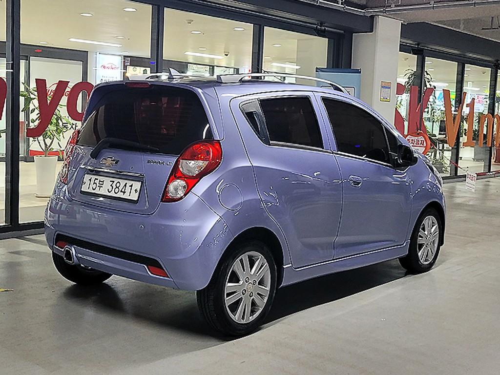 Chevrolet Spark - Vista 4