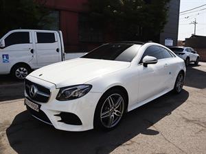 Mercedes Benz E class - Vista 4