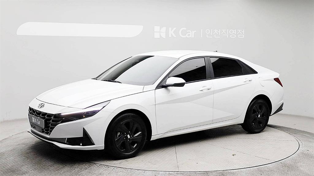 HYUNDAI Avante - Vista 7