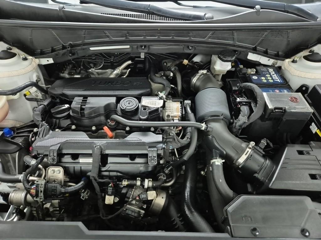 HYUNDAI Tucson - Vista 5